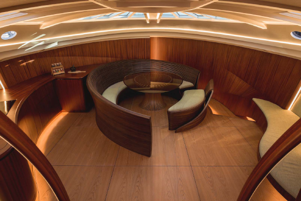 Velero Spirit 111