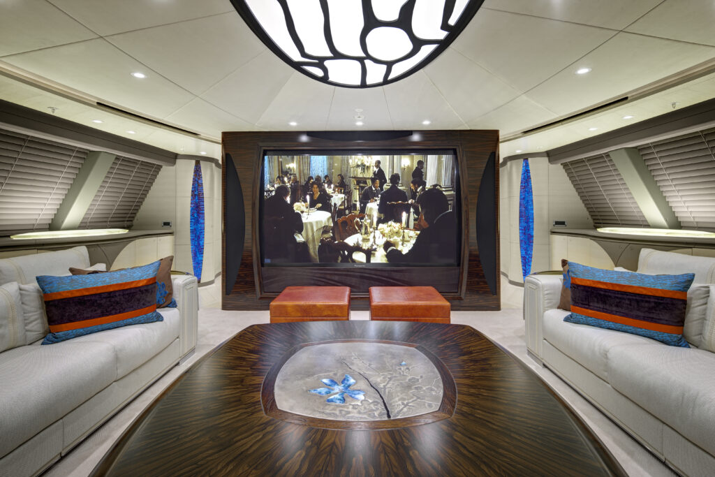 Mondango 3, Alloy Yachts
